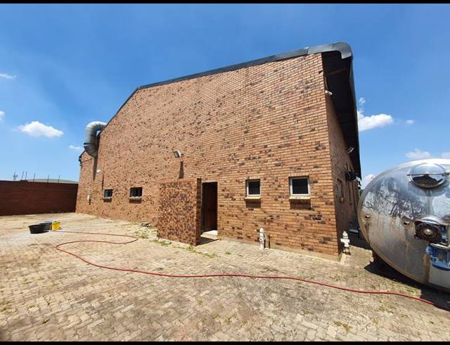 INDUSTRIAL FOR SALE IN CLAYVILLE INDUSTRIA